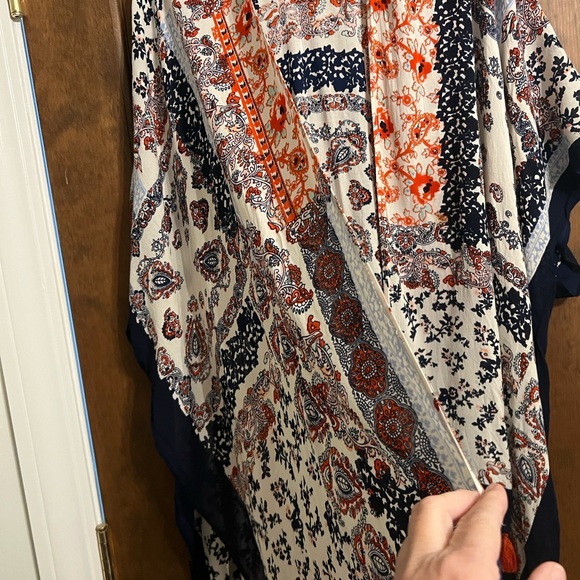 Sim and Sam Bohemian Multicolor Kimono with Tassels one size. - Picture 7 of 8